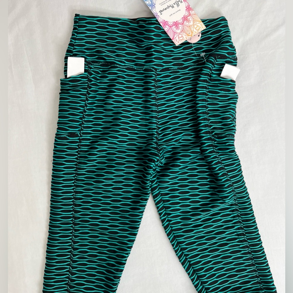 Bella Movement Slimming Leggings w/Side Pockets ~ Green/Black ~Size Medium - Picture 6 of 6